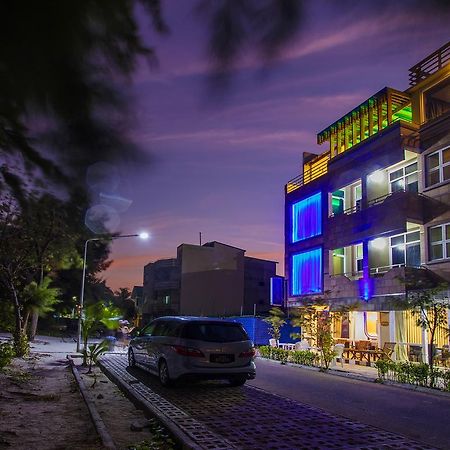 Ripple Beach Inn Hulhumale Exteriör bild